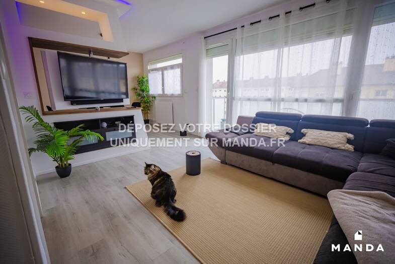 Appartement à louer 720 € 3 pièces 2 chambres 68 m² 10ème étage Le Pommeret-Mairie Petit-Couronne 76650
