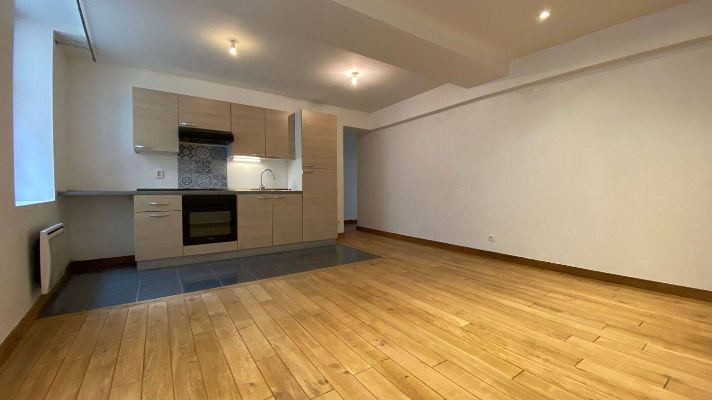 Appartement 2 pièces 57 m² · à Saint-Germain-en-Laye · 56,6 m² · 1 400 €