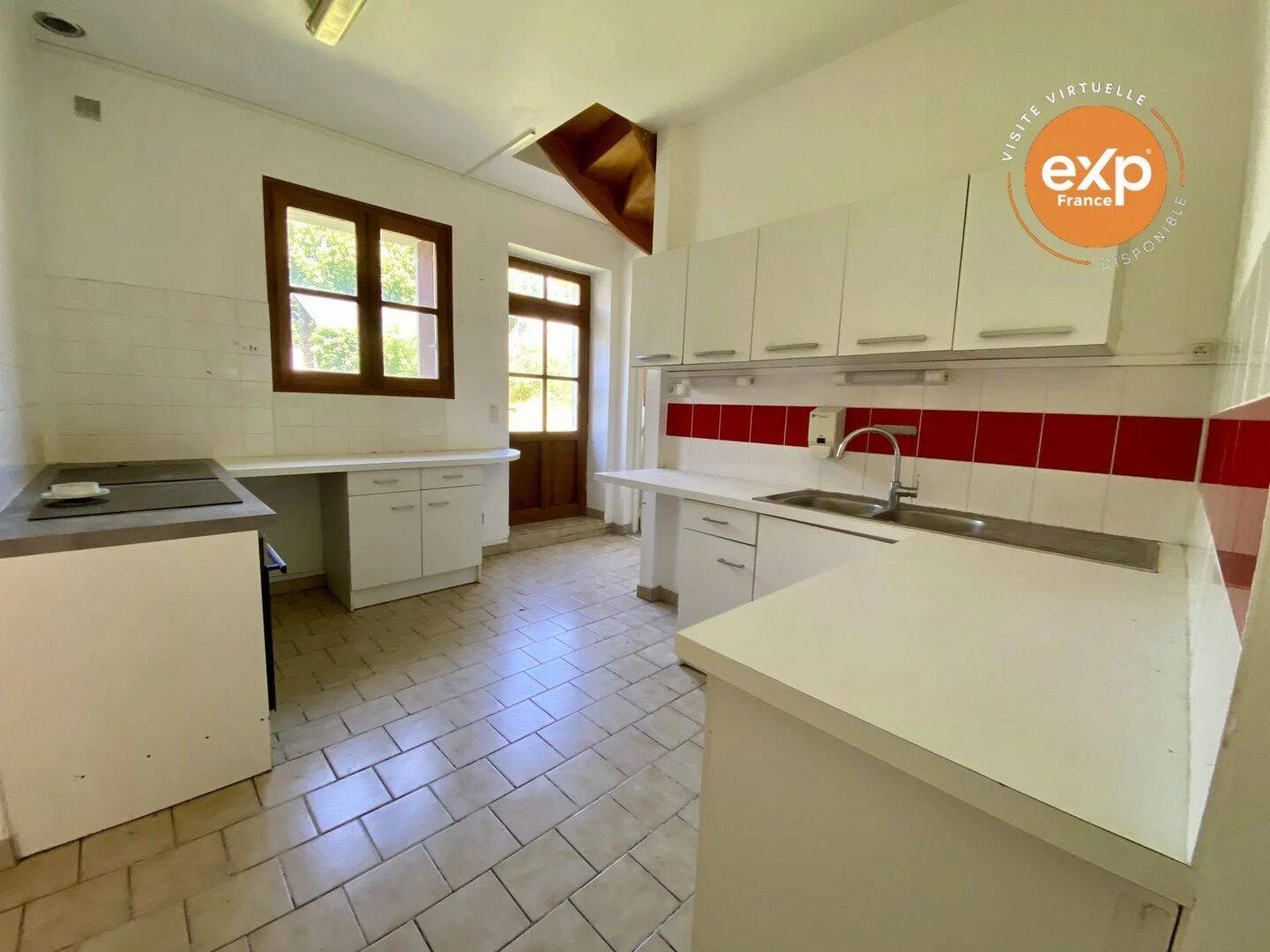 Maison 10 pièces 180 m² · à Verneuil-sur-Indre · 180 m² · 98 580 €