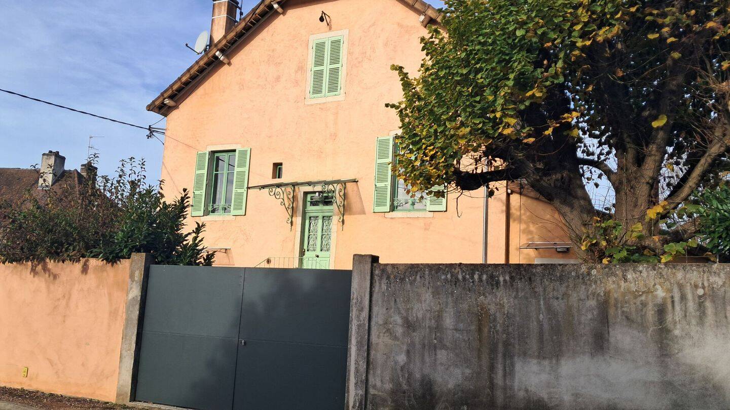Maison 7 pièces 140 m² · à Beaune · 140 m² · 679 000 €