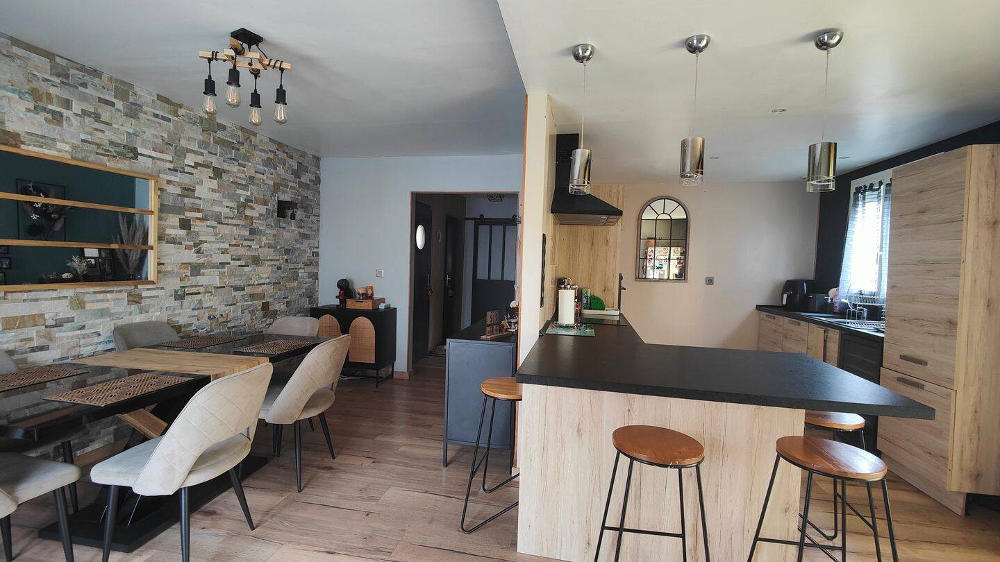 Maison 6 pièces 110 m² · à Aubigny-sur-Nère · 110 m² · 138 000 €