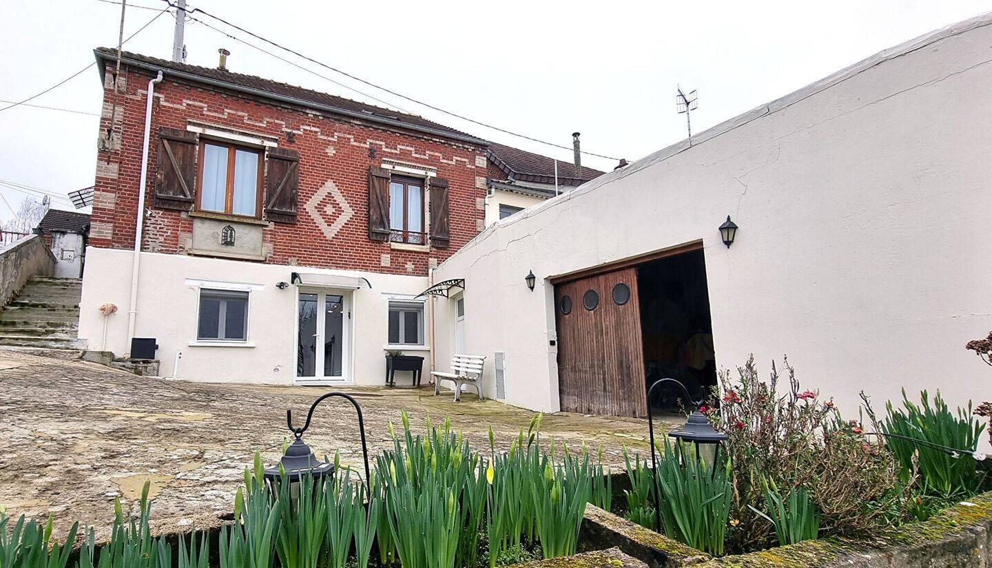 Maison 8 pièces 142 m² · à Clairoix · 142 m² · 249 000 €