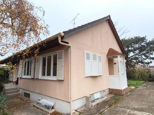 Maison de plain-pied à vendre 330 000 € 6 pièces 3 chambres 120 m² 422 m² de terrain Le Lac-Briques Rouges Vigneux-sur-Seine 91270