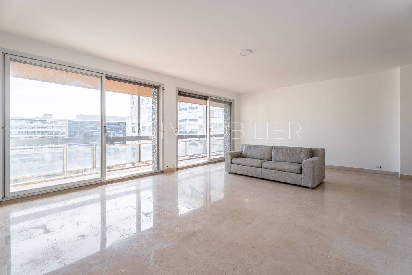 Appartement 3 pièces 113 m² · à Marseille 8ème Arrondissement · 112,6 m² · 480 000 €
