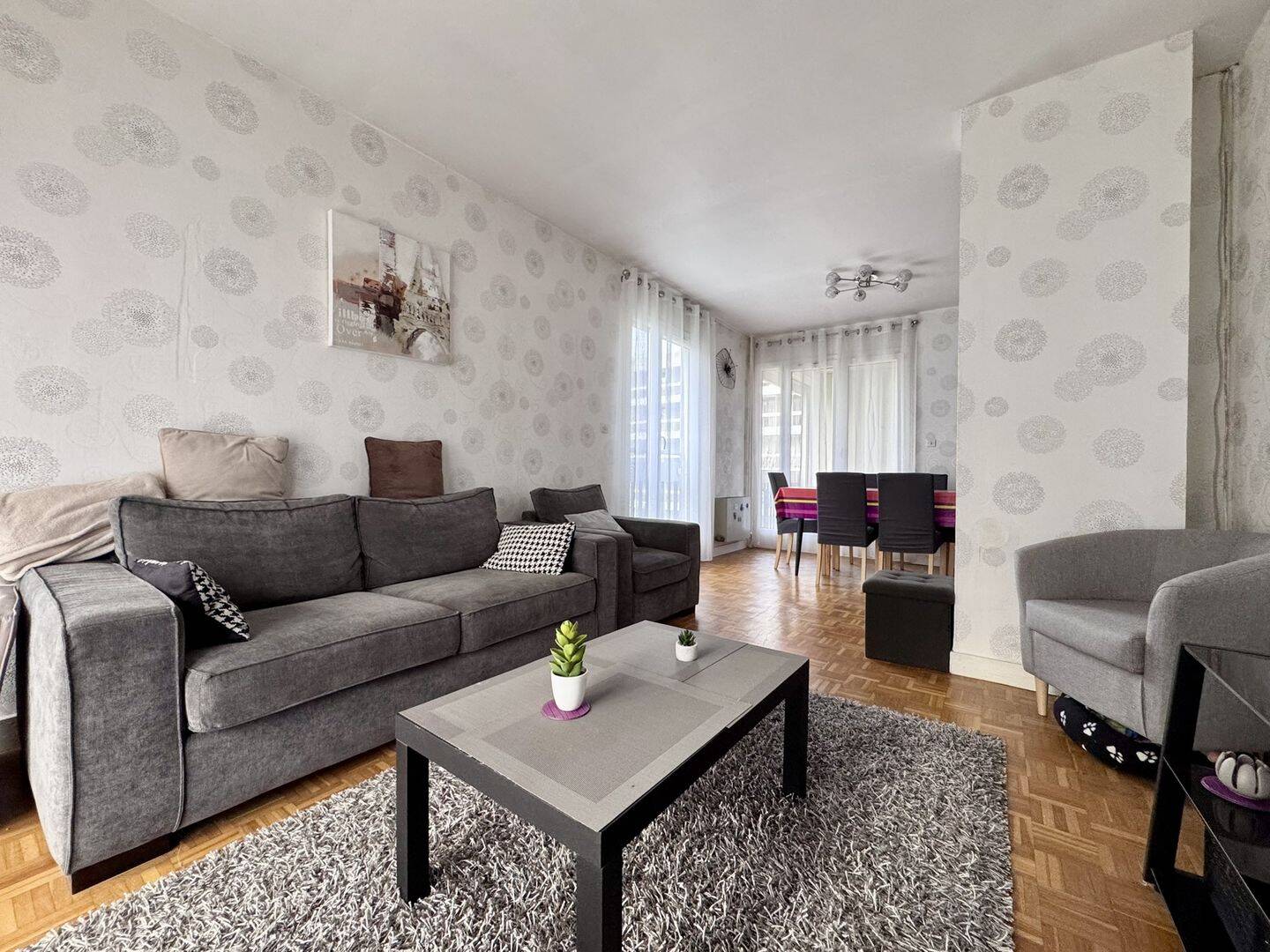 Appartement 4 pièces 69 m² · à Louvres · 69 m² · 196 000 €