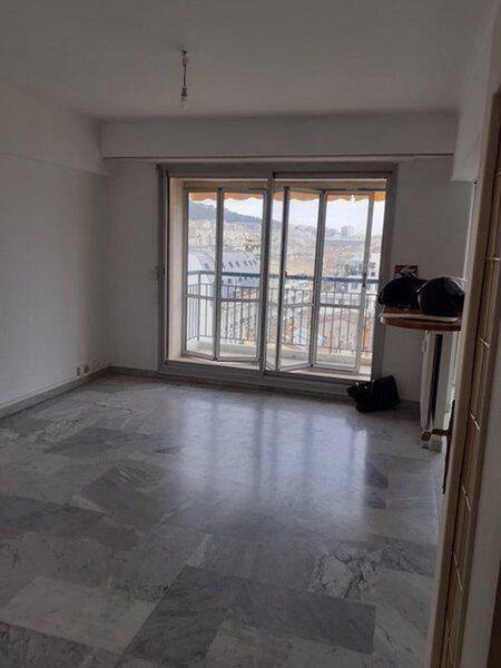 Appartement 3 pièces 75 m² · à Marseille 6ème Arrondissement · 75 m² · 1 255 €