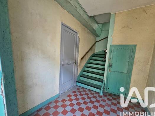 Immeuble à vendre 70 000 € 108 m² Vieille Ville Joigny 89300