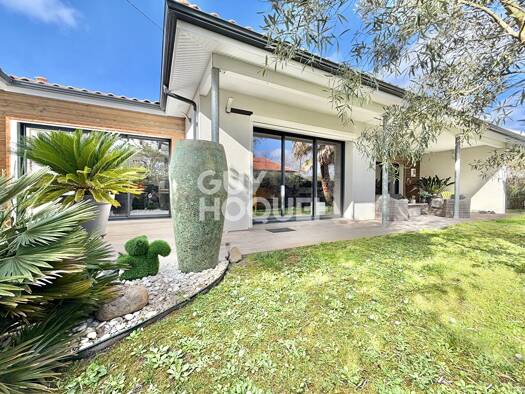 Maison en viager 190 000 € 4 pièces 3 chambres 116 m² 445 m² de terrain La Hume Gujan-Mestras 33470