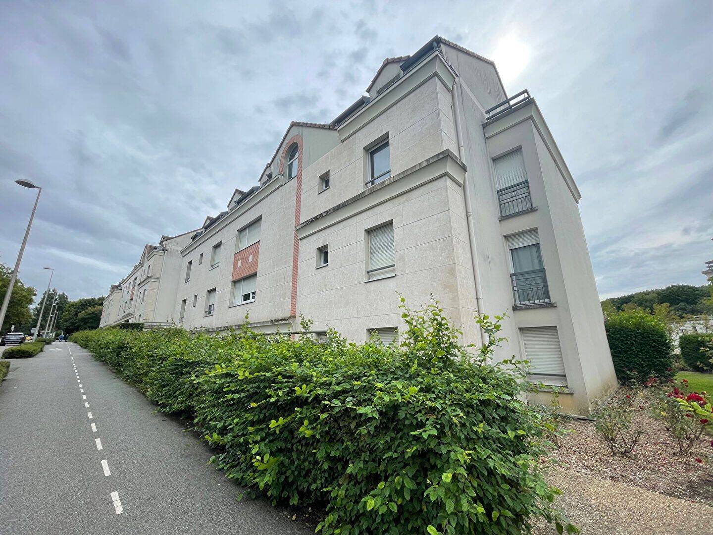 Appartement 2 pièces 48 m² · à Guyancourt · 48,4 m² · 1 055 €/mois