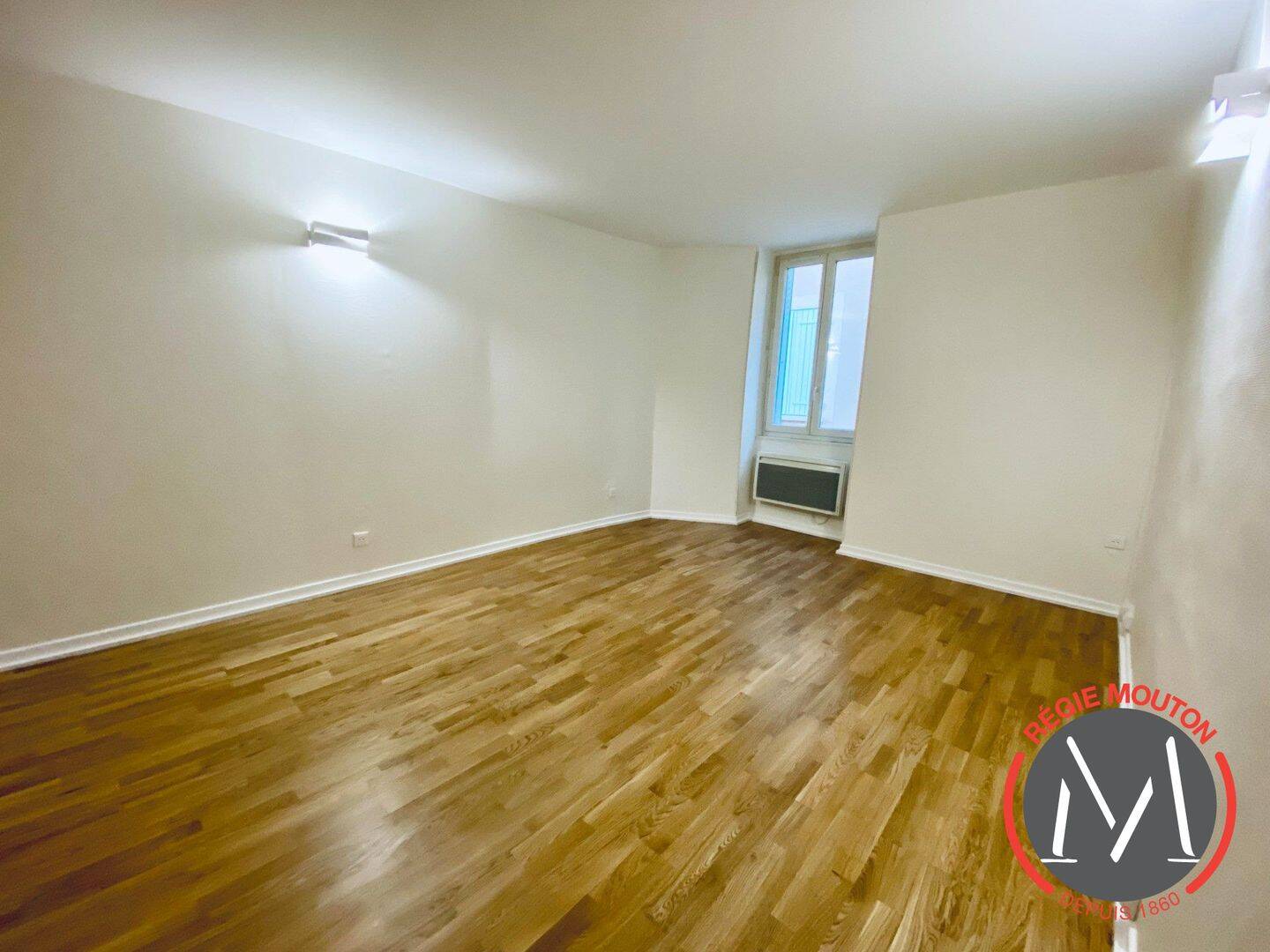 Appartement 3 pièces 54 m² · à Saint-Genis-Laval · 54,3 m² · 803 €
