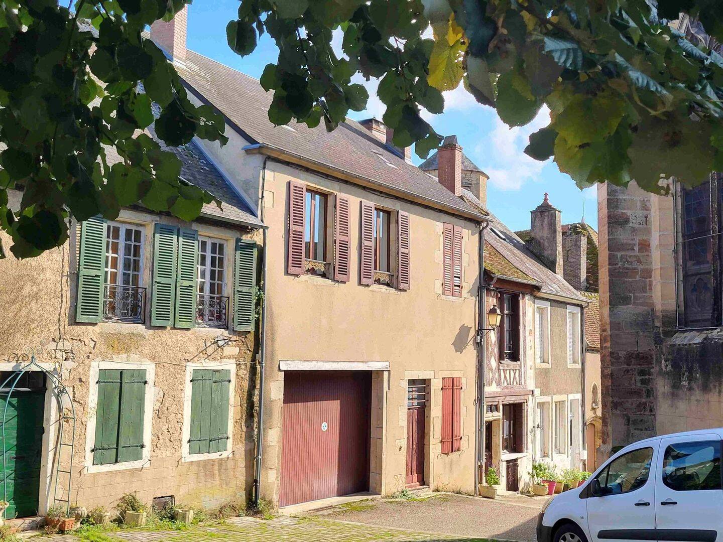 Maison 4 pièces 110 m² · à Moulins-Engilbert · 110 m² · 98 500 €