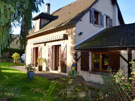 Maison à vendre 180 000 € 6 pièces 4 chambres 193 m² 5 574 m² de terrain Bérulle 10160