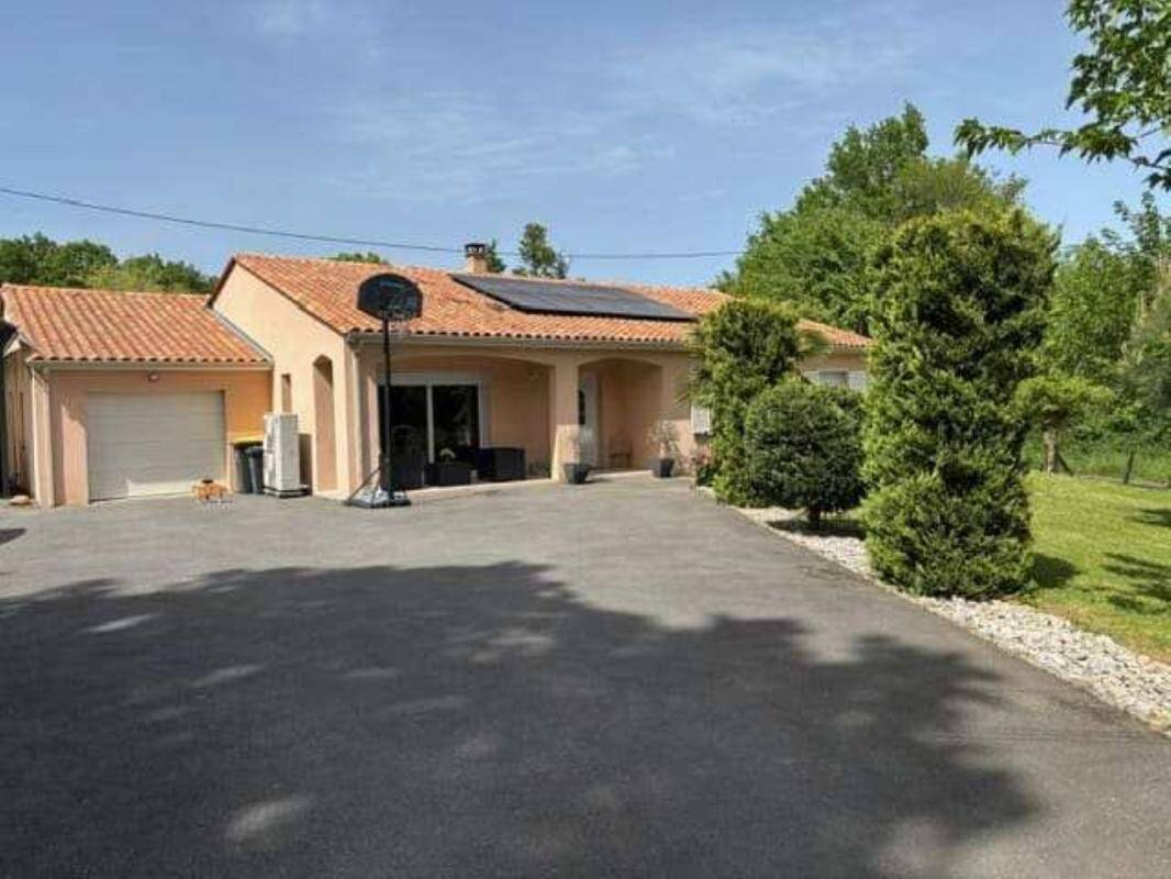 Maison 6 pièces 137 m² · à Terrasson-Lavilledieu · 137 m² · 329 900 €