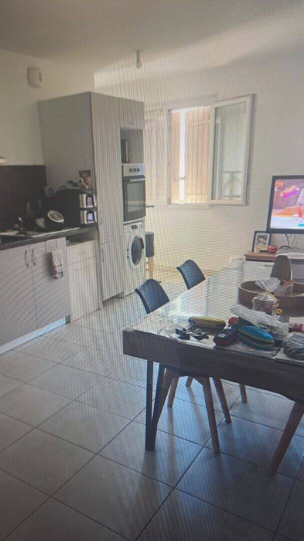 Appartement 3 pièces 55 m² · à Gardanne · 55 m² · 860 €/mois