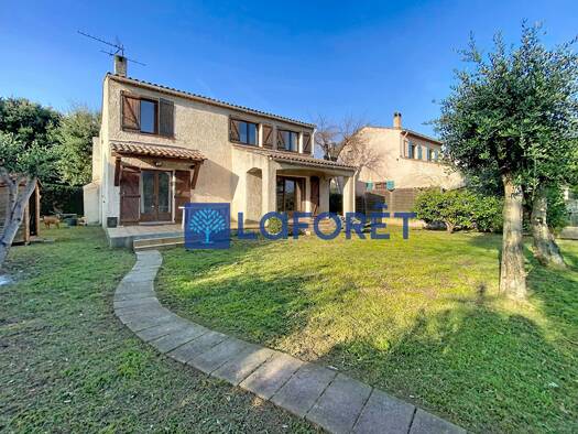 Villa à vendre 478 700 € 5 pièces 3 chambres 110 m² 531 m² de terrain Le Pouverel La Garde 83130