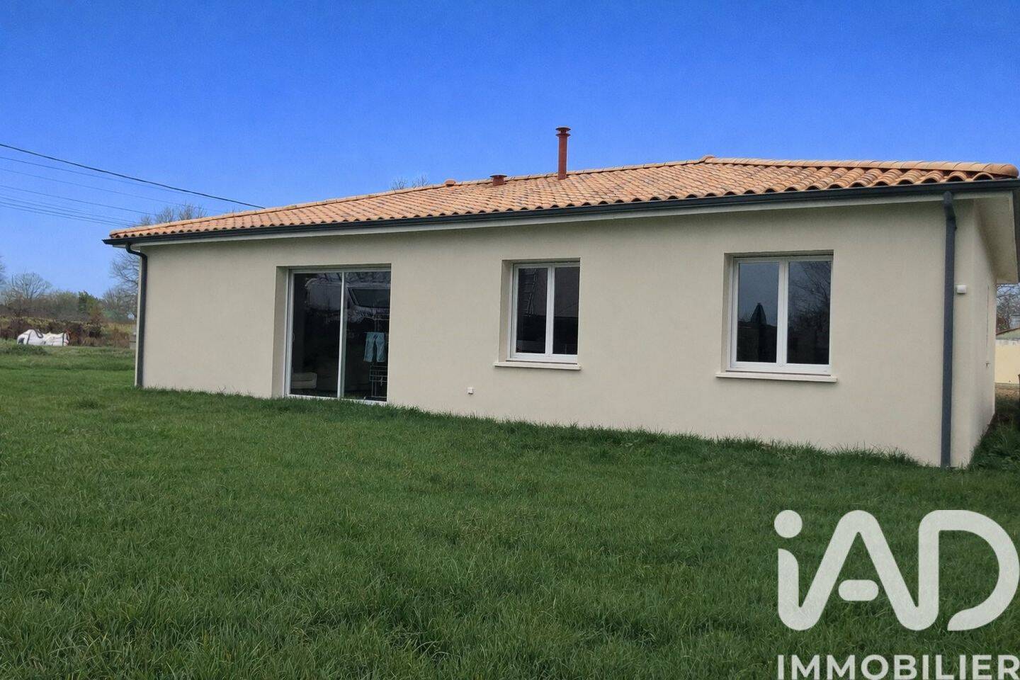 Maison 4 pièces 93 m² · à Saint-Ciers-d'Abzac · 92,9 m² · 231 000 €