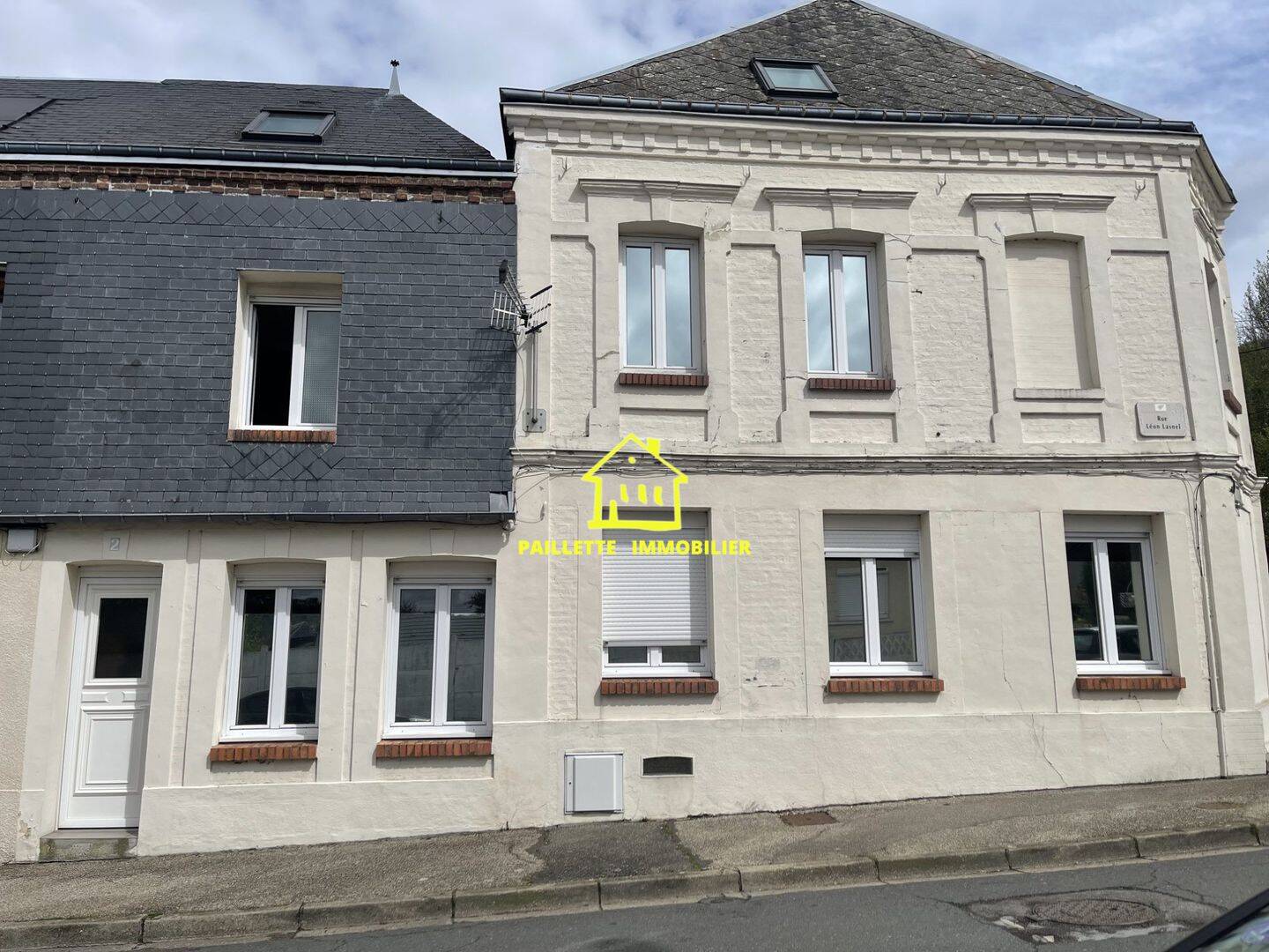 Maison 5 pièces 105 m² · à Lillebonne · 105 m² · 142 000 €
