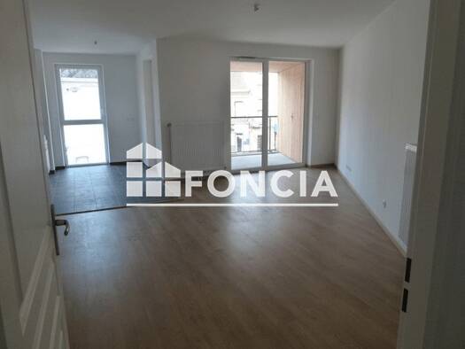 Appartement à louer 950 € 3 pièces 2 chambres 69,4 m² 2ème étage Lille Sud Lille 59000