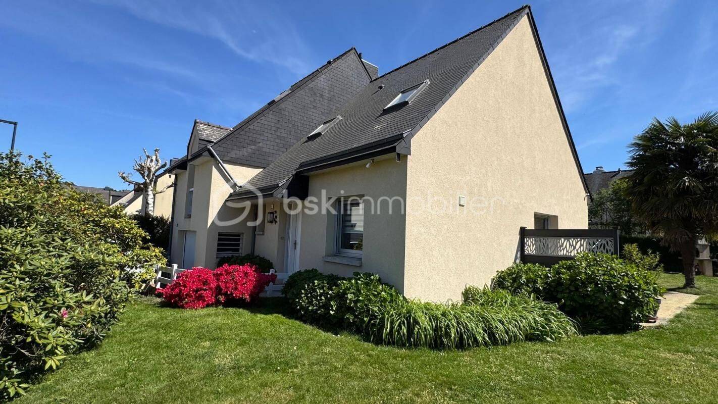 Maison 7 pièces 130 m² · à Noyal-Châtillon-sur-Seiche · 130 m² · 440 000 €