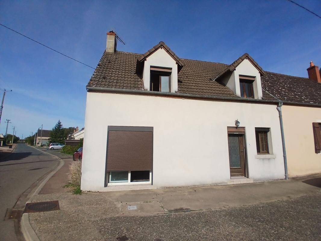 Maison 4 pièces 113 m² · à Couy · 113,5 m² · 90 000 €