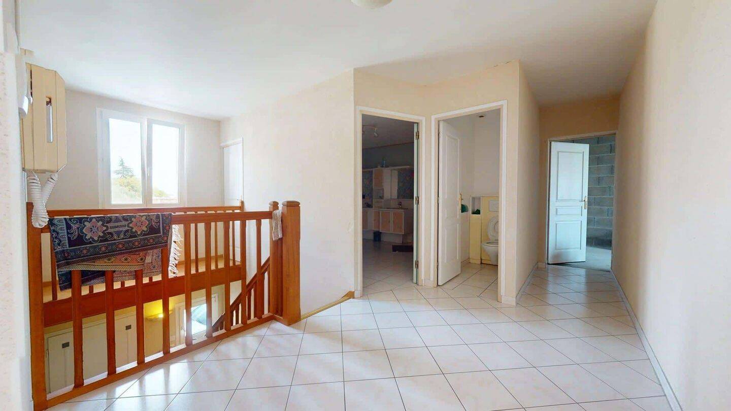 Room in Rue Barra, Angers for 163 m² with 4 bedrooms - Colocatio — 19