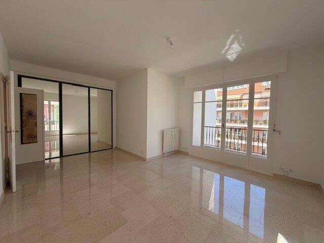 Appartement 2 pièces 60 m² · à Nice · 59,9 m² · 1 200 €