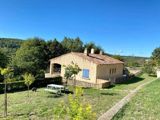 Villa à vendre 475 000 € 8 pièces 5 chambres 204 m² 6 503 m² de terrain Artignosc-sur-Verdon 83630