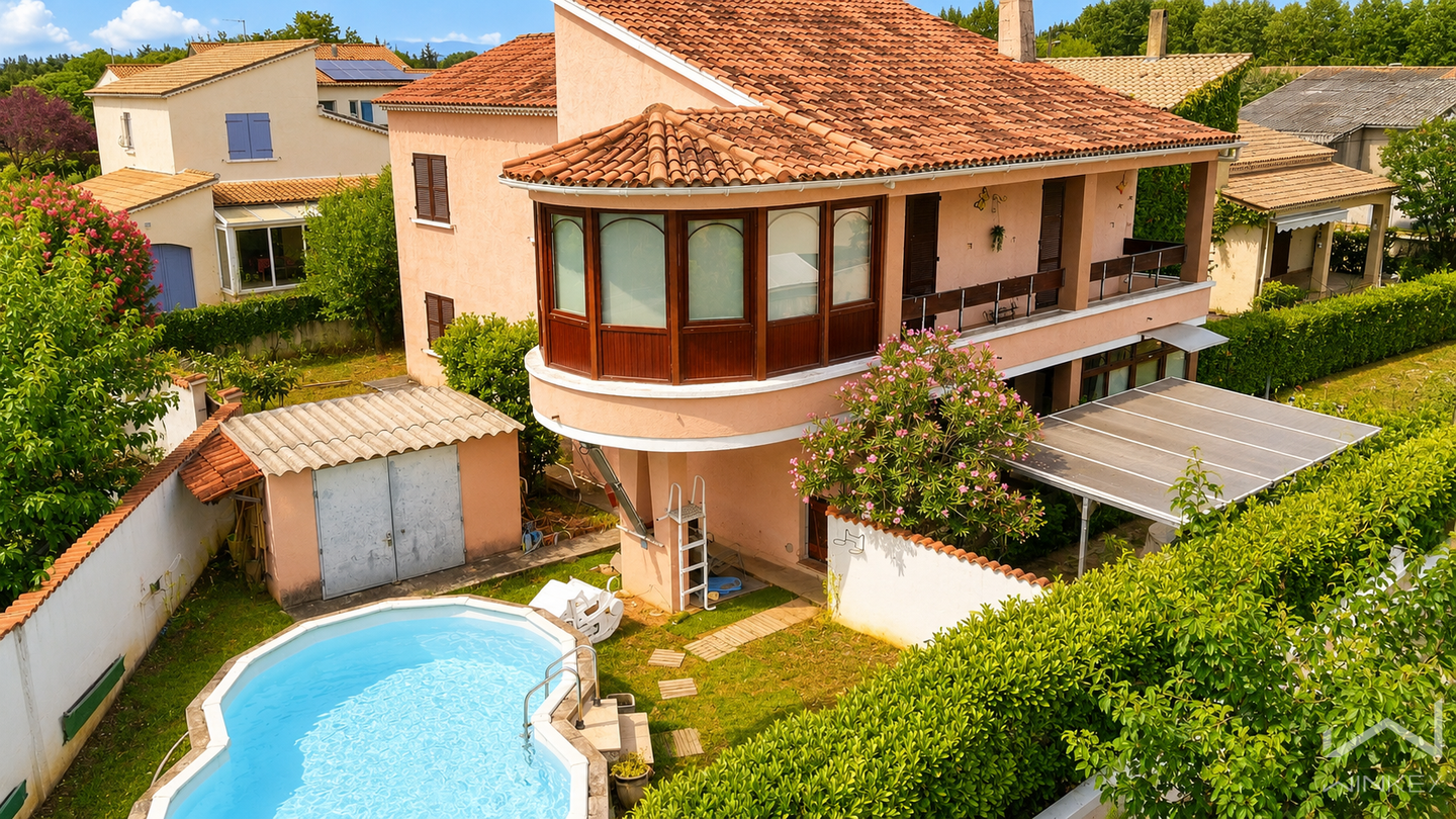 Maison 8 pièces 180 m² · à Pierrelatte · 180 m² · 349 000 €