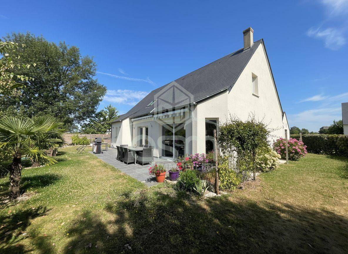 Maison 7 pièces 156 m² · à Montbazon · 156 m² · 420 700 €