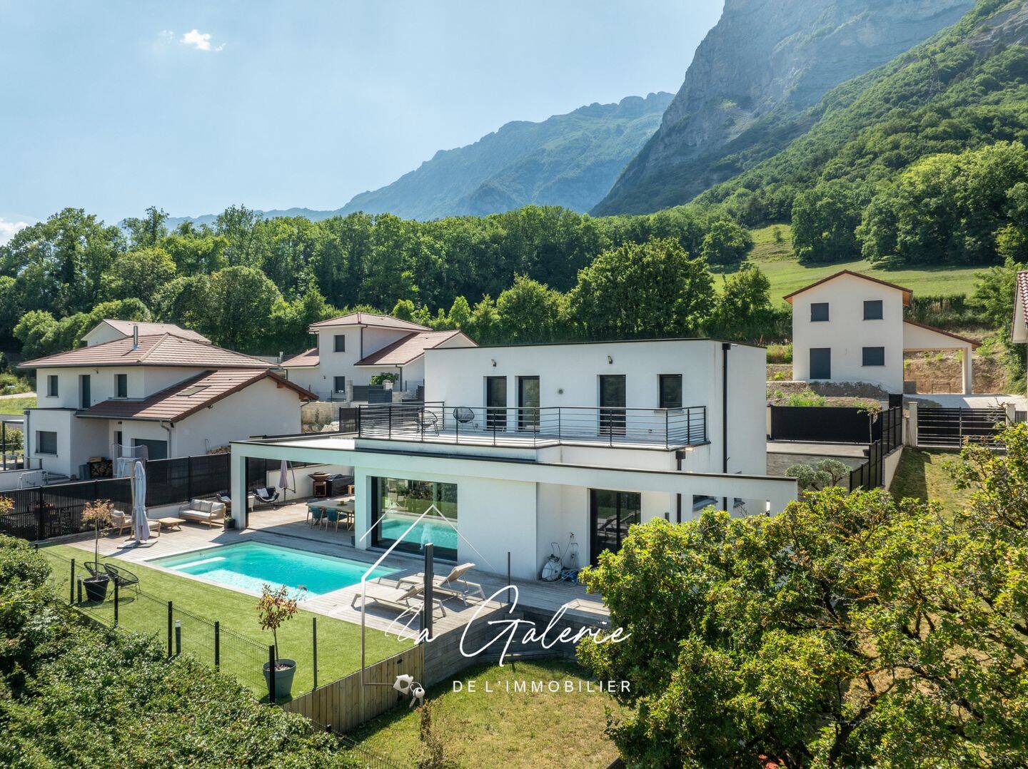 Maison 5 pièces 163 m² · à Saint-Paul-de-Varces · 163,5 m² · 820 000 €