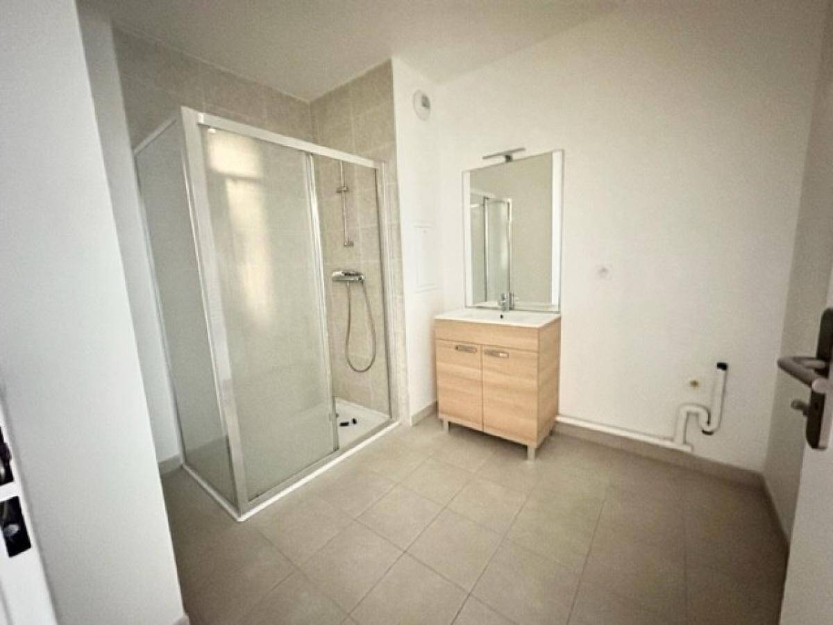 Appartement 1 pièce 30 m² · à Drancy · 30 m² · 666 €