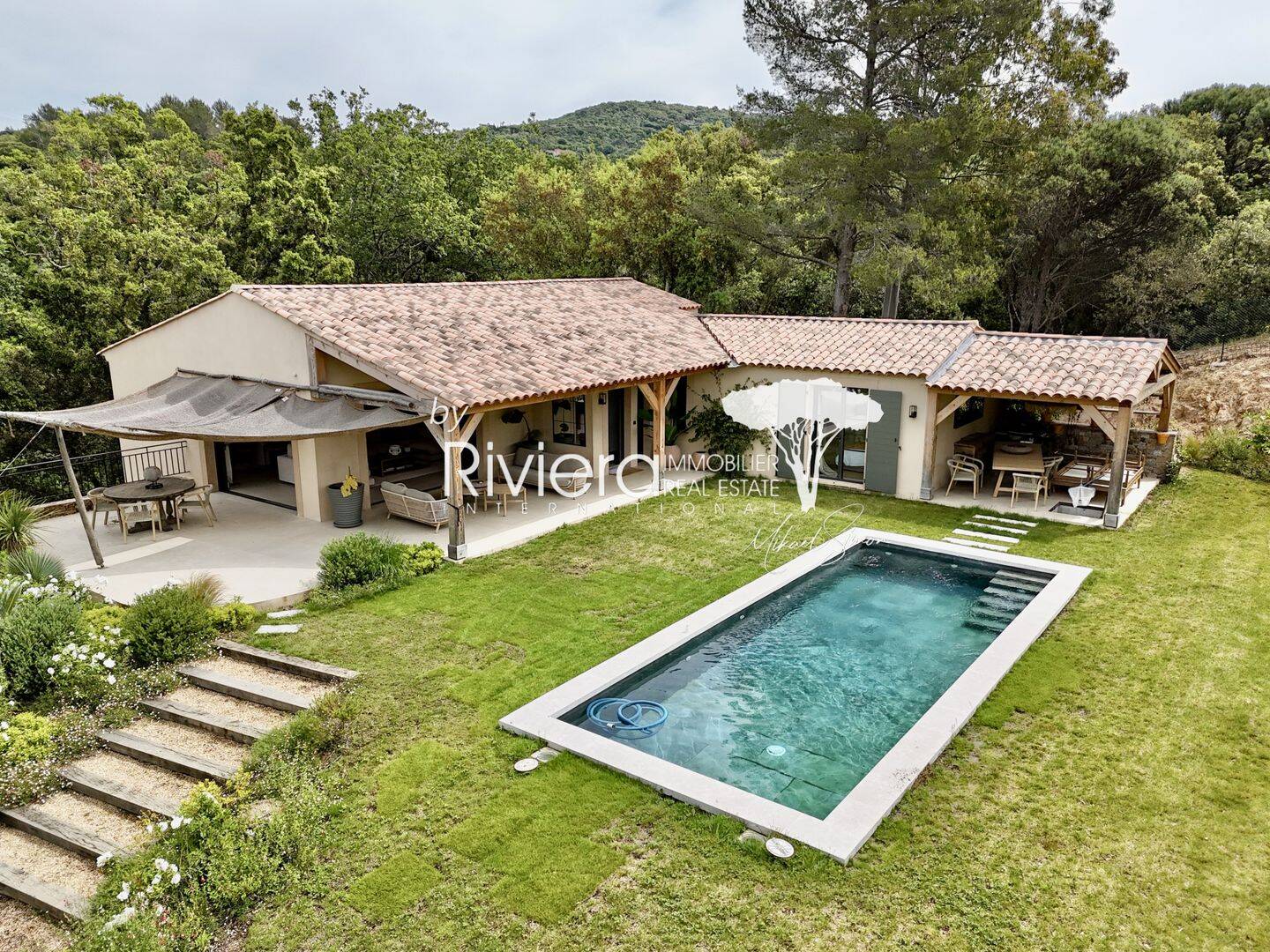 Maison 6 pièces 185 m² · à La Croix-Valmer · 185 m² · 3 120 000 €