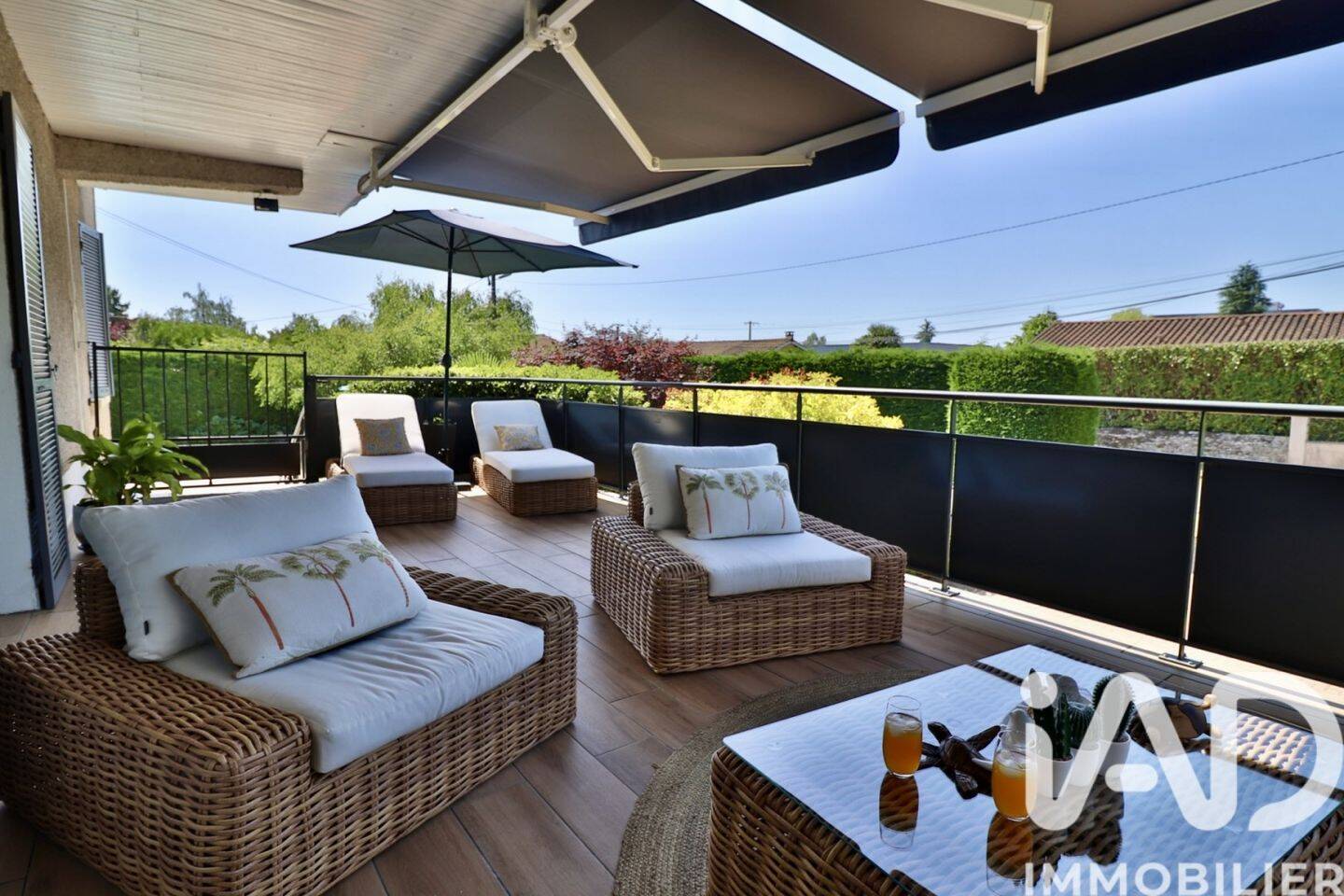 Maison 5 pièces 89 m² · à La Chapelle-de-Guinchay · 89 m² · 330 000 €