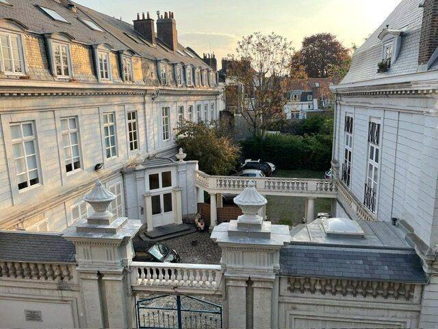 Appartement 6 pièces 148 m² · à Lille · 148 m² · 3 510 €