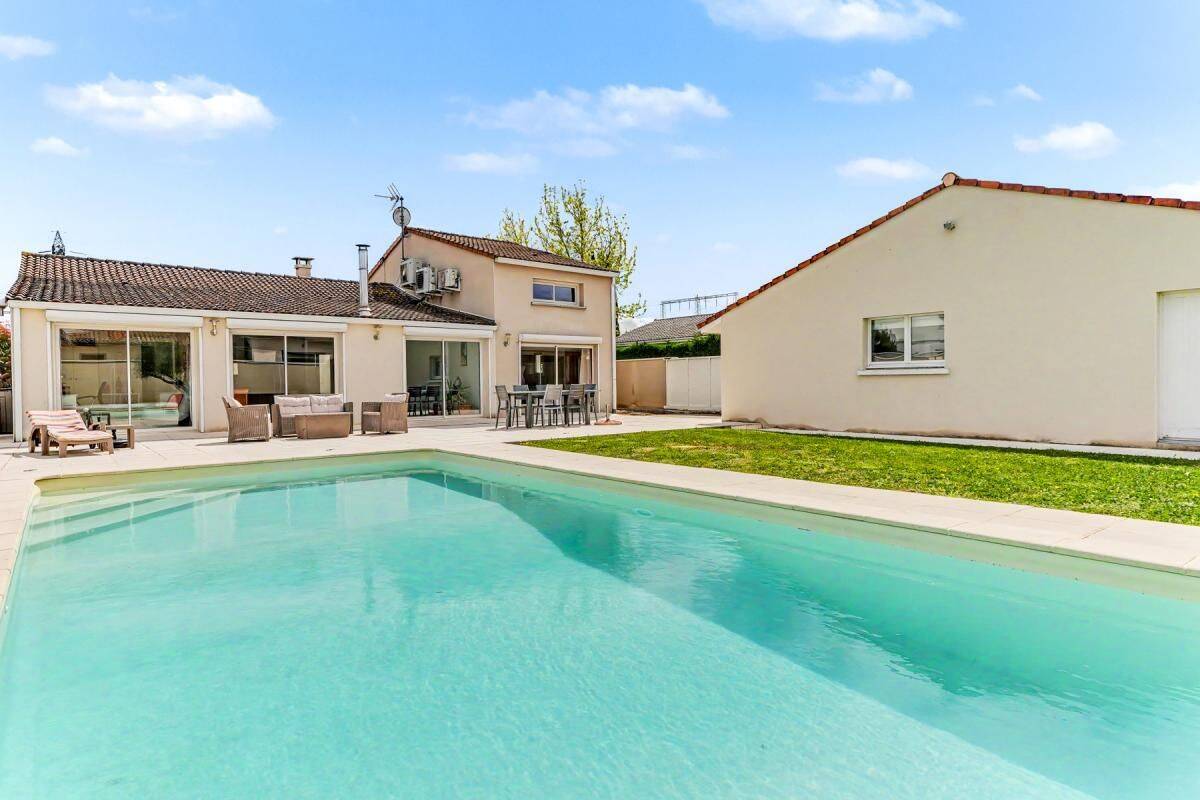 Maison 6 pièces 154 m² · à Portet-sur-Garonne · 154 m² · 499 000 €