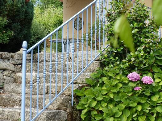 Maison à louer 2 850 € 8 pièces 5 chambres 210 m² 2 300 m² de terrain Thurins 69510