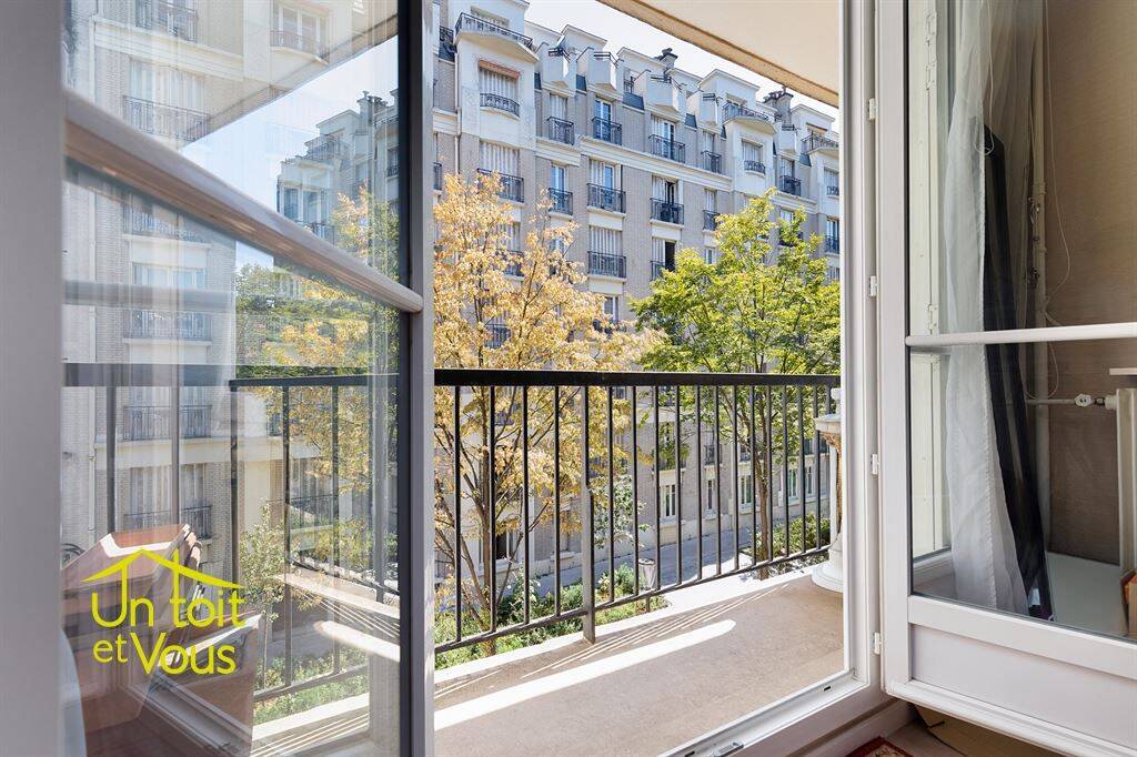 Appartement 2 pièces 54 m² · à Paris 18ème Arrondissement · 54 m² · 501 500 €