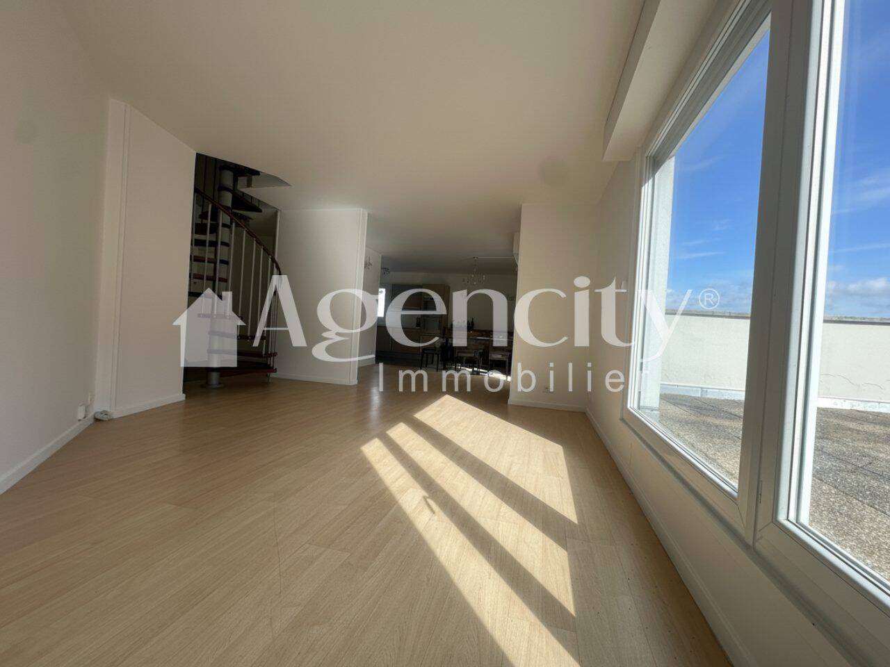 Appartement 5 pièces 95 m² · à Champs-sur-Marne · 95,2 m² · 289 000 €