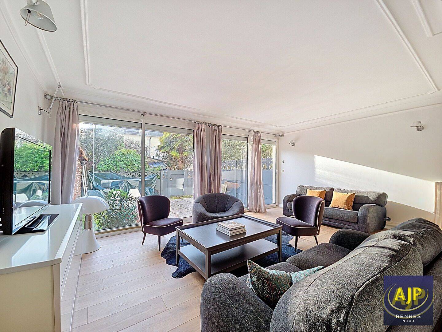 Maison 5 pièces 130 m² · à Rennes · 130 m² · 700 000 €