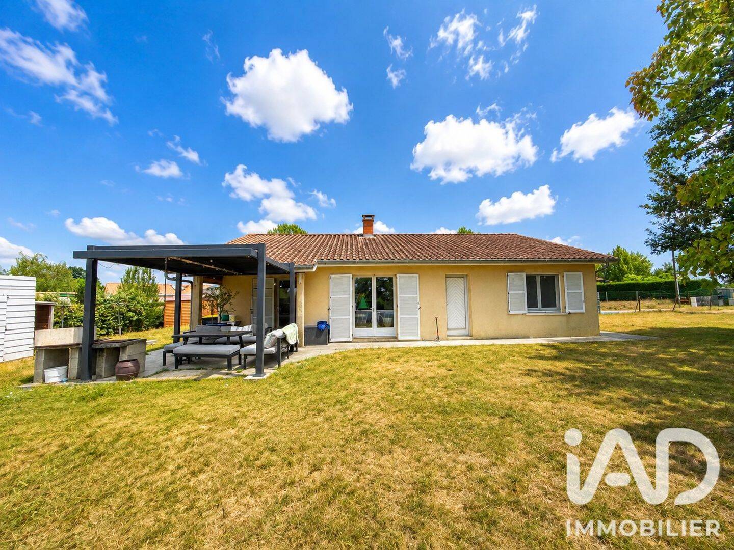Maison 7 pièces 133 m² · à Rions · 133 m² · 255 000 €