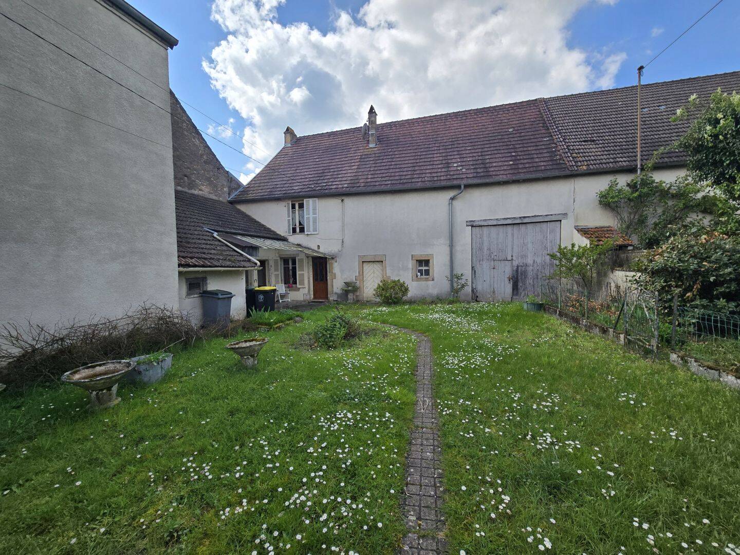 Maison 5 pièces 105 m² · à Pontailler-sur-Saône · 105 m² · 130 000 €
