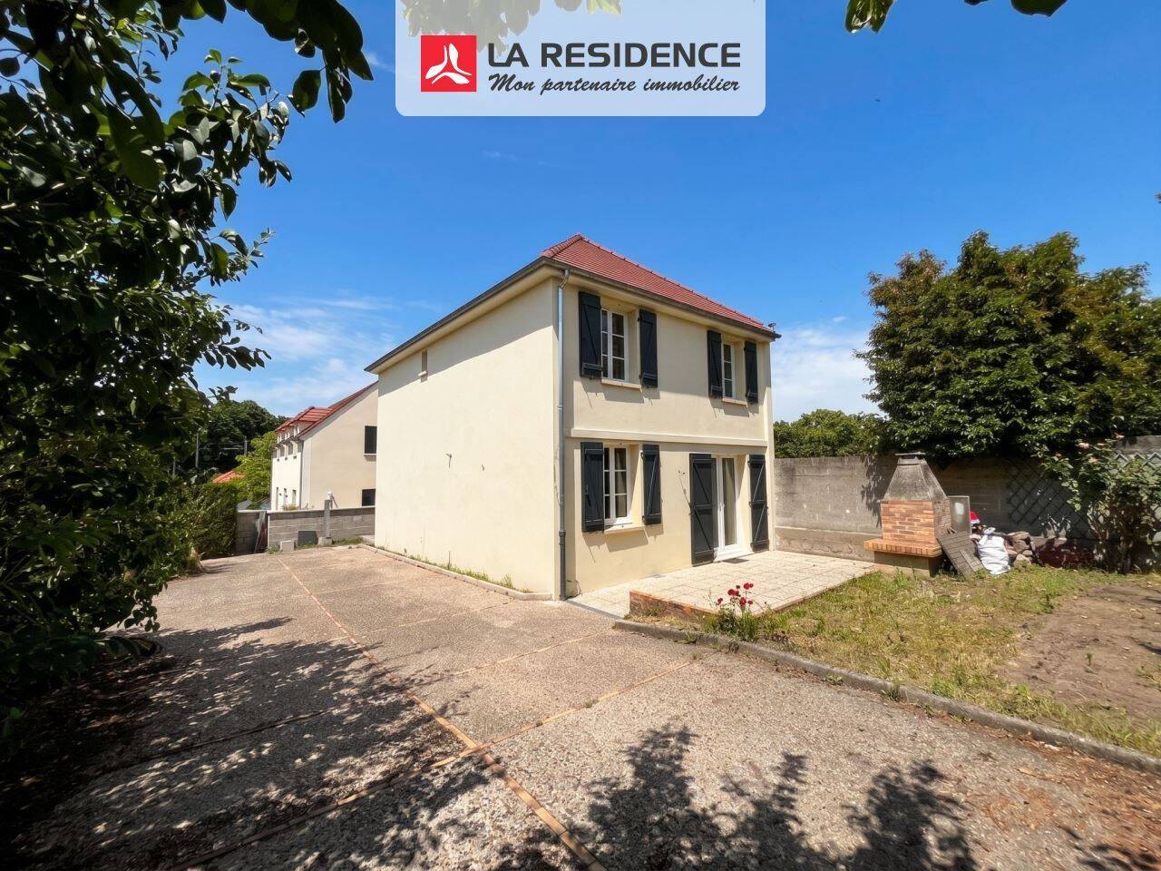 Maison 6 pièces 98 m² · à Saint-Ouen-l'Aumône · 98 m² · 338 000 €