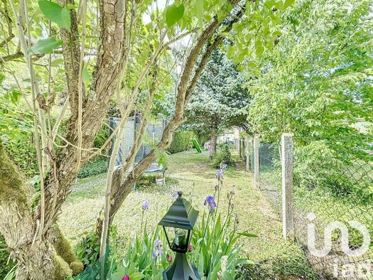 Maison de ville à vendre 165 000 € 5 pièces 3 chambres 96 m² 425 m² de terrain Peripherie Saint-Memmie 51000