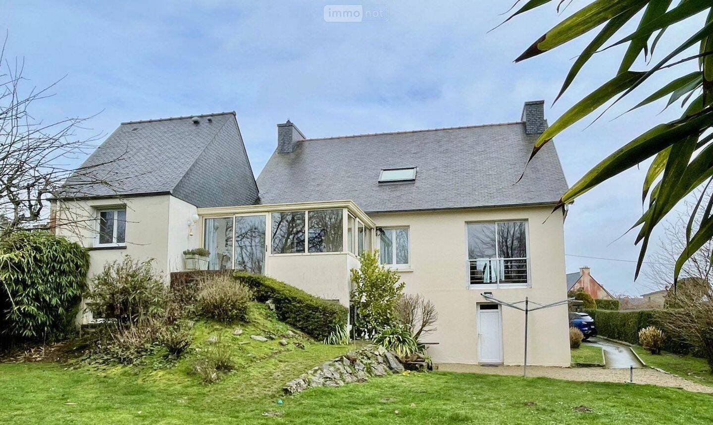 Maison 8 pièces 187 m² · à Lannion · 187 m² · 370 000 €