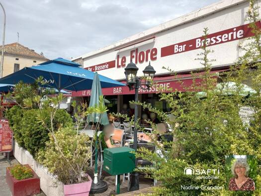 Local commercial à vendre 255 000 € 332 m² de surface de vente Chalais 16210