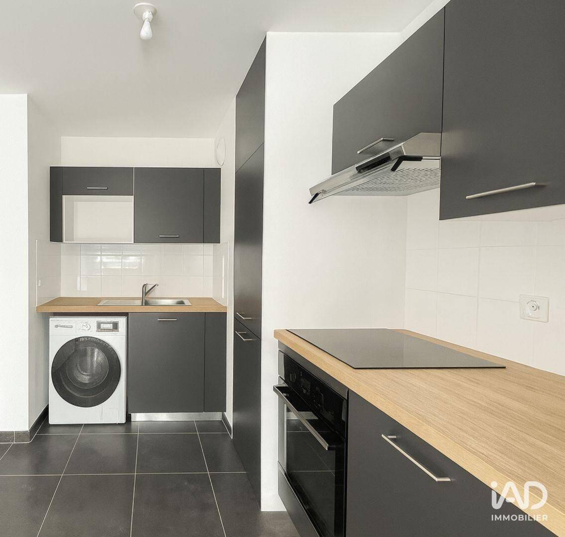Appartement 3 pièces 66 m² · à Melun · 66 m² · 990 €