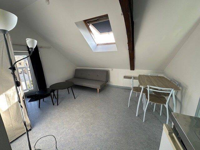 Appartement 1 pièce 13 m² · à Laval · 13 m² · 295 €