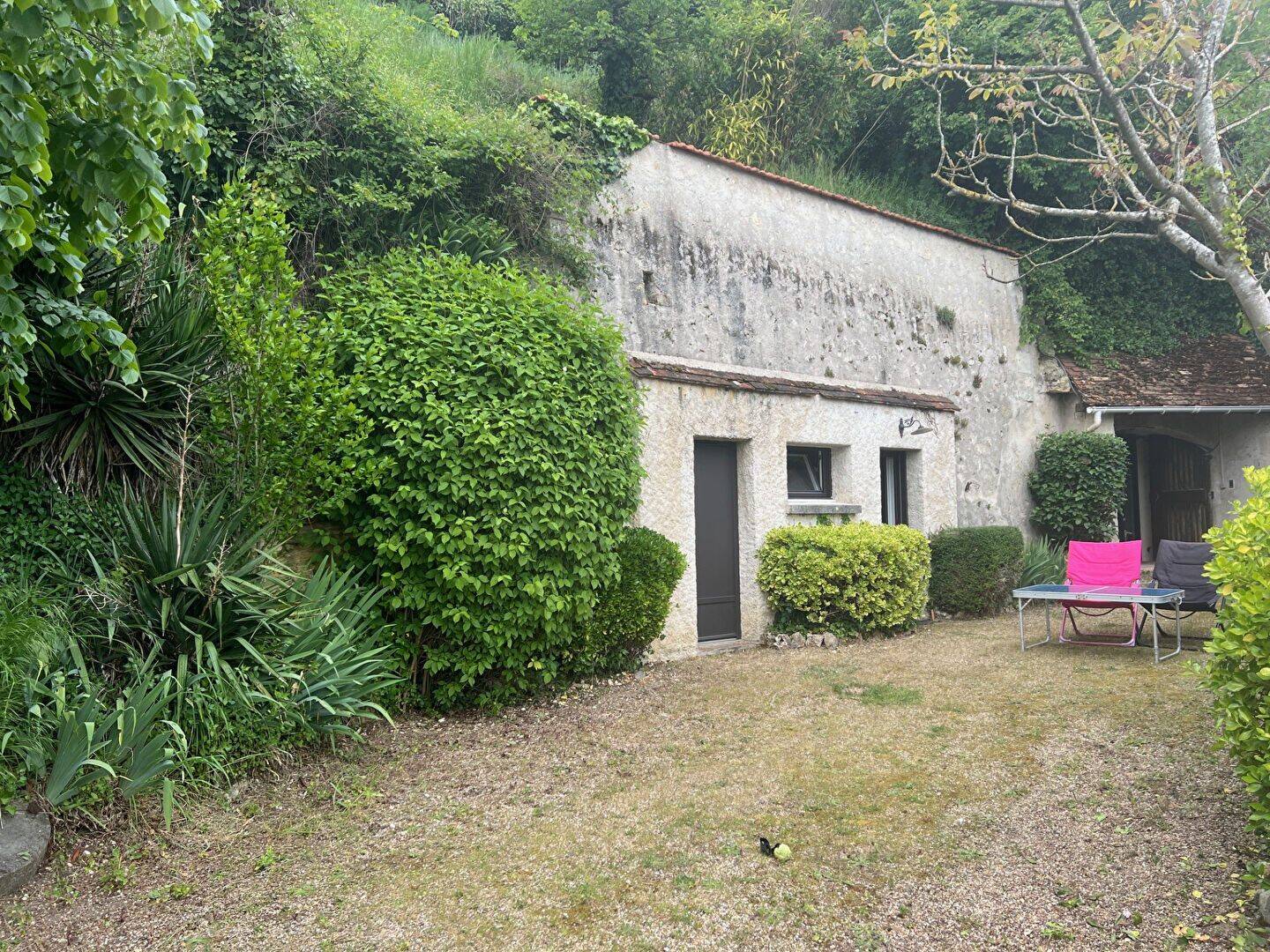 Maison 2 pièces 145 m² · à Vouvray · 145 m² · 139 200 €