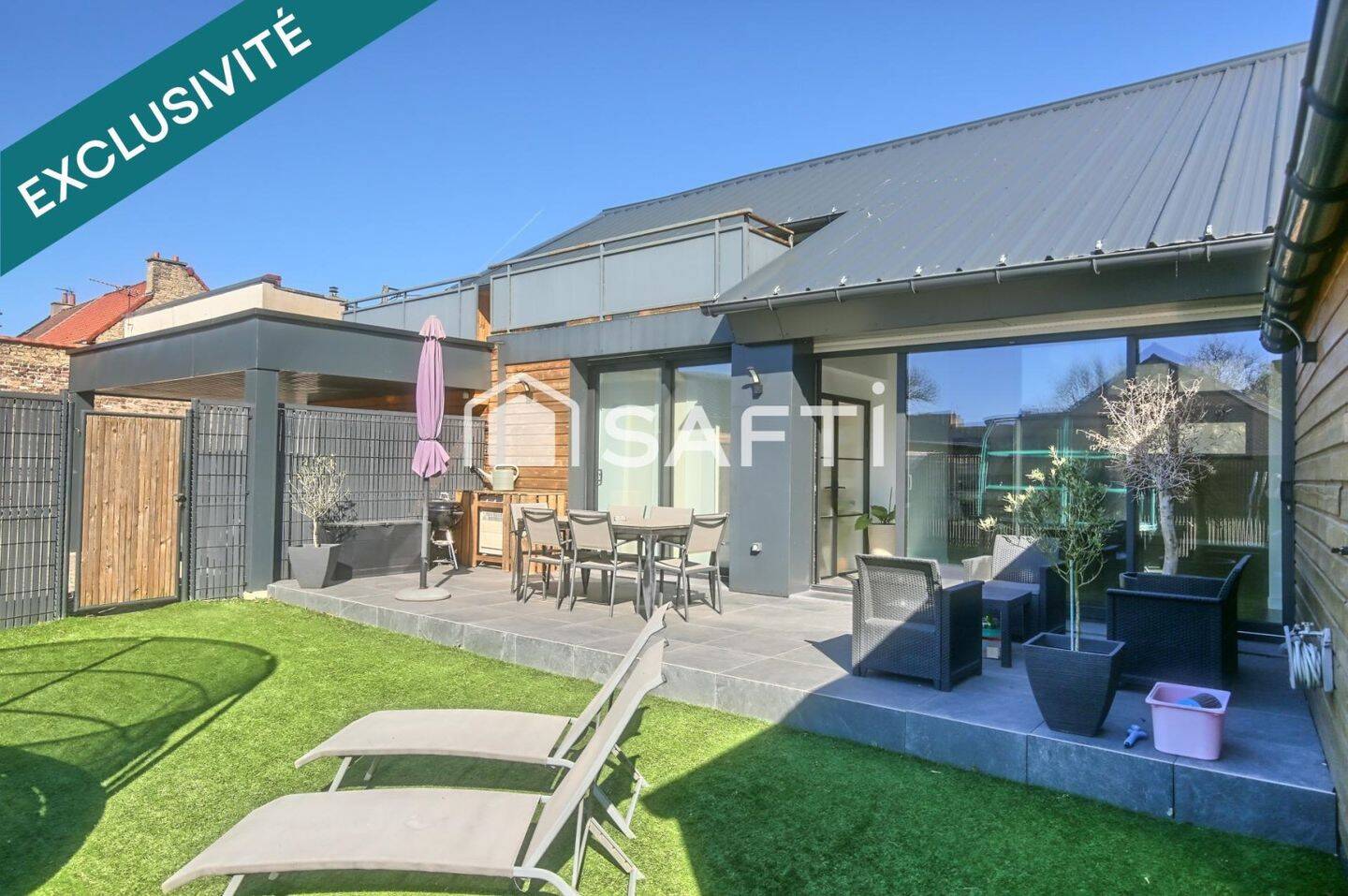 Maison 9 pièces 312 m² · à Armbouts-Cappel · 312 m² · 749 000 €