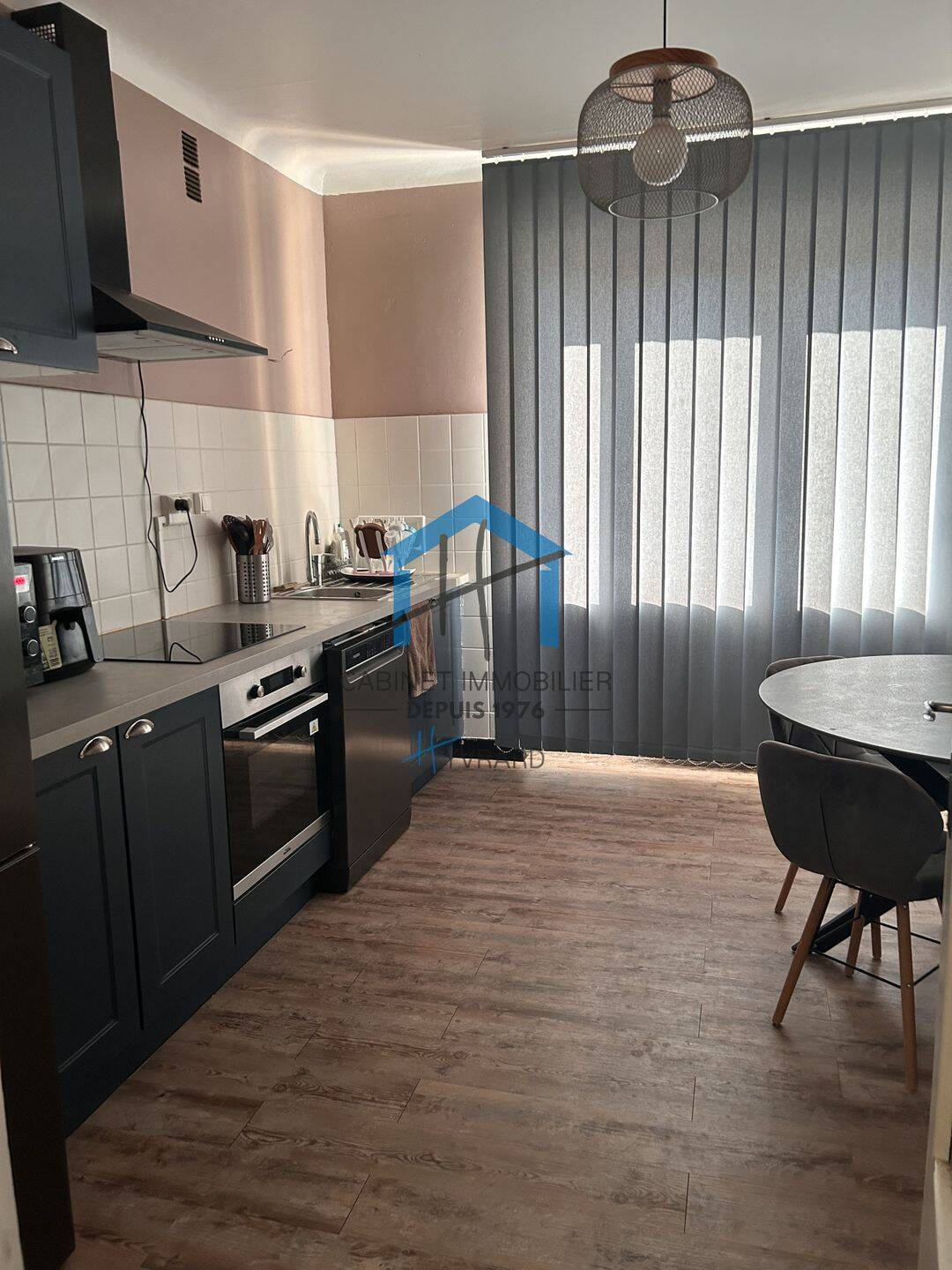 Appartement 4 pièces 97 m² · à Saint-Chamond · 97 m² · 885 €